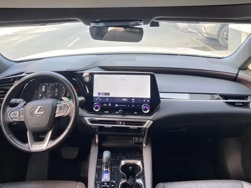 Lexus RX — фото 6