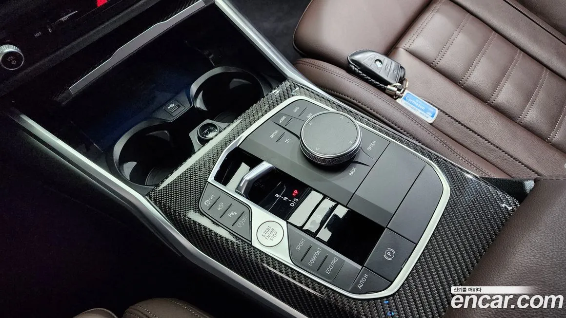 BMW 3-Series 2023 из KR, фото 4