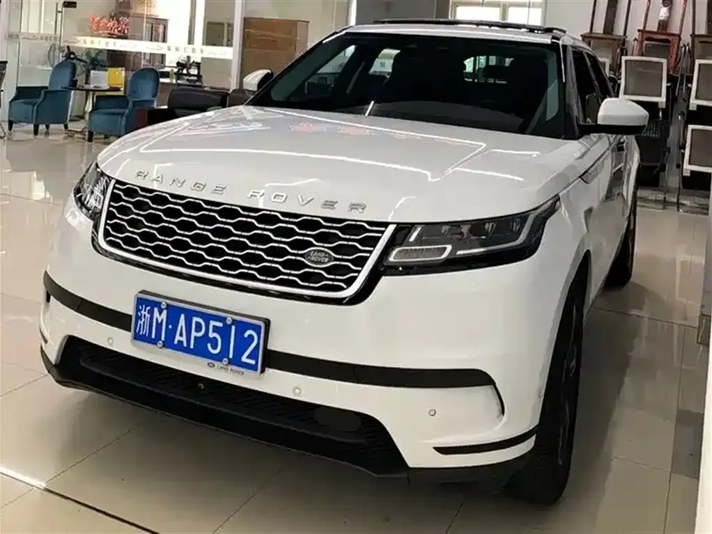 Land Rover Velar — фото 1