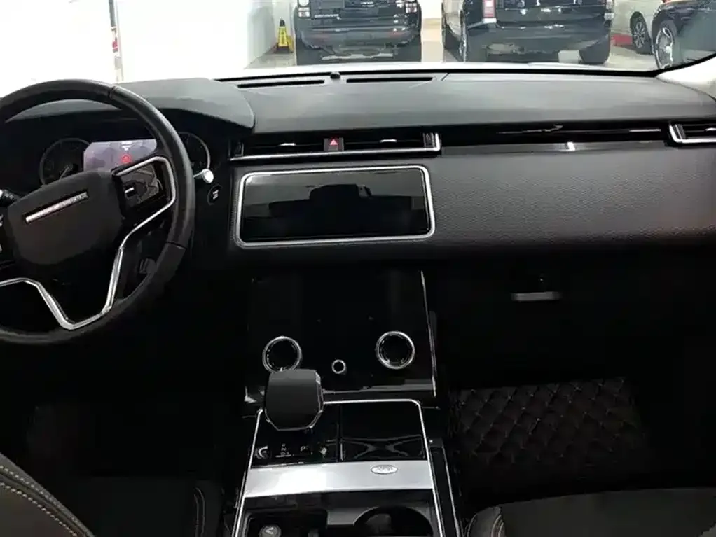Land Rover Velar — фото 10