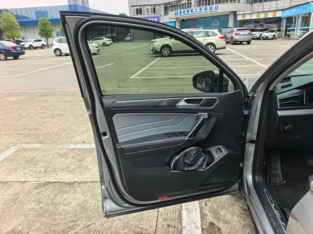 Volkswagen Tiguan L New Energy 2022 из CN, фото 10