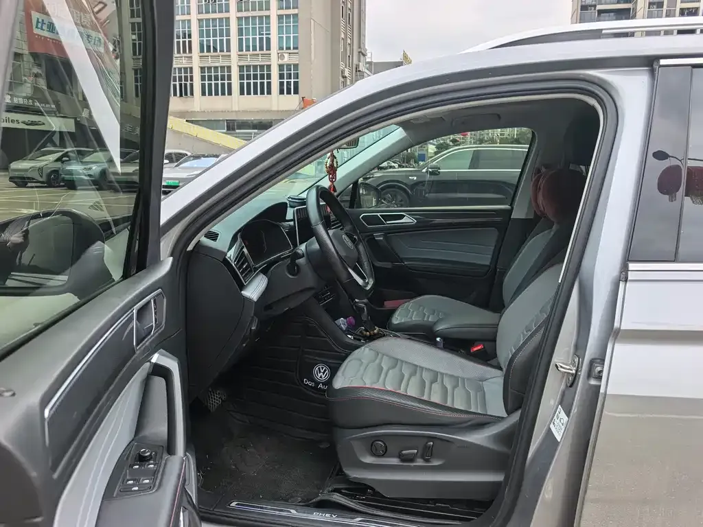 Volkswagen Tiguan L New Energy 2022 из CN, фото 4