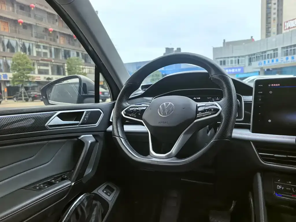 Volkswagen Tiguan L New Energy 2022 из CN, фото 3