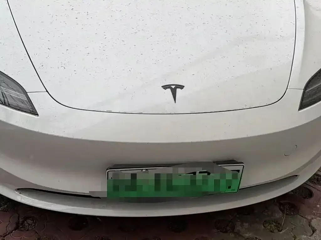 Tesla Model 3 — фото 3