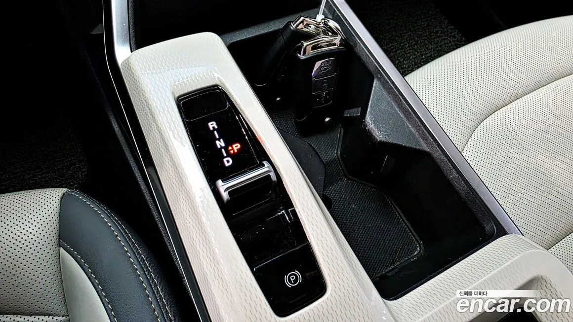 KG Mobility (Ssangyong) Torres 2024 из KR, фото 7