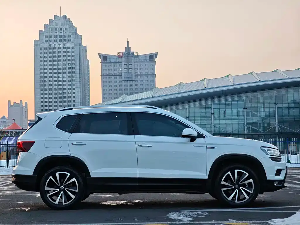 Volkswagen Tharu 2021 из CN, фото 5