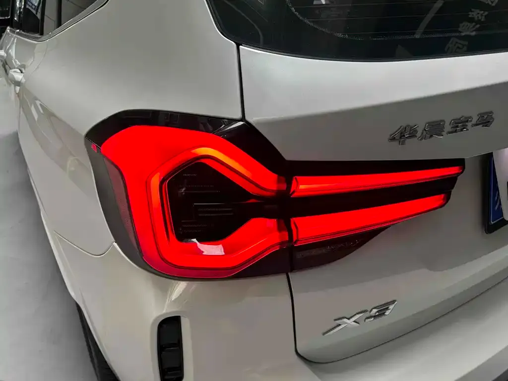 BMW X3 2022 из CN, фото 2