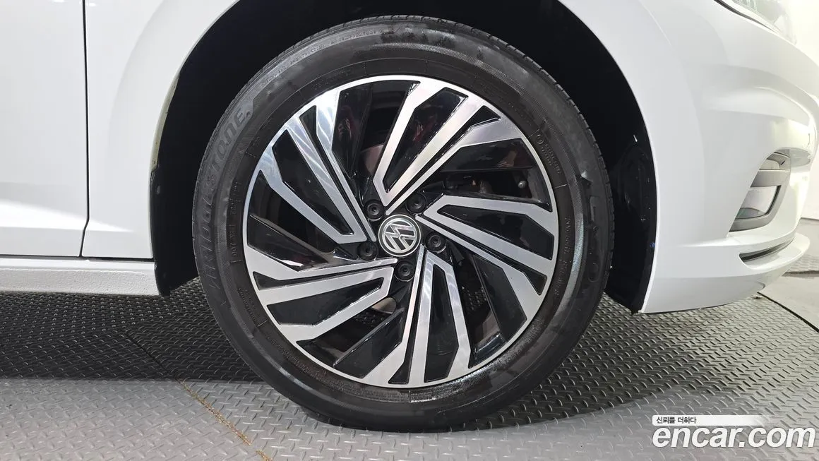 Volkswagen Jetta 2021 из KR, фото 10