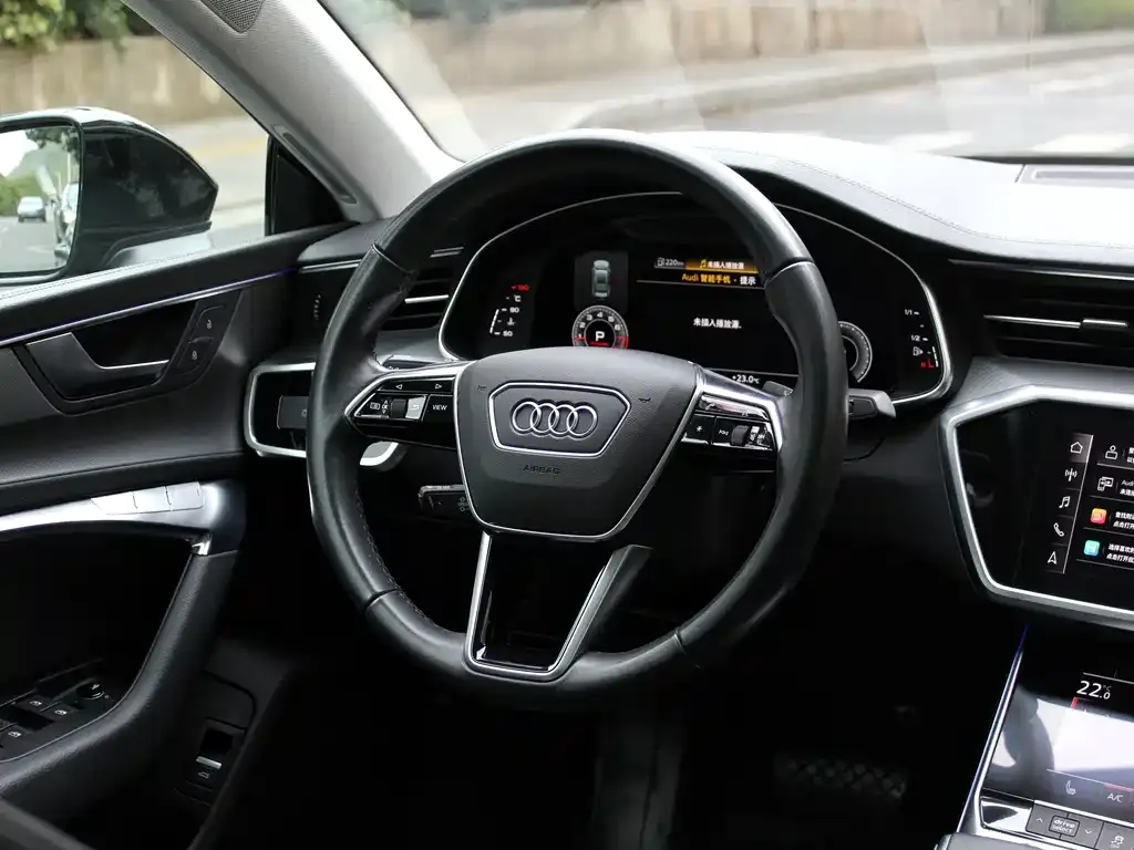 Audi A7 — фото 2