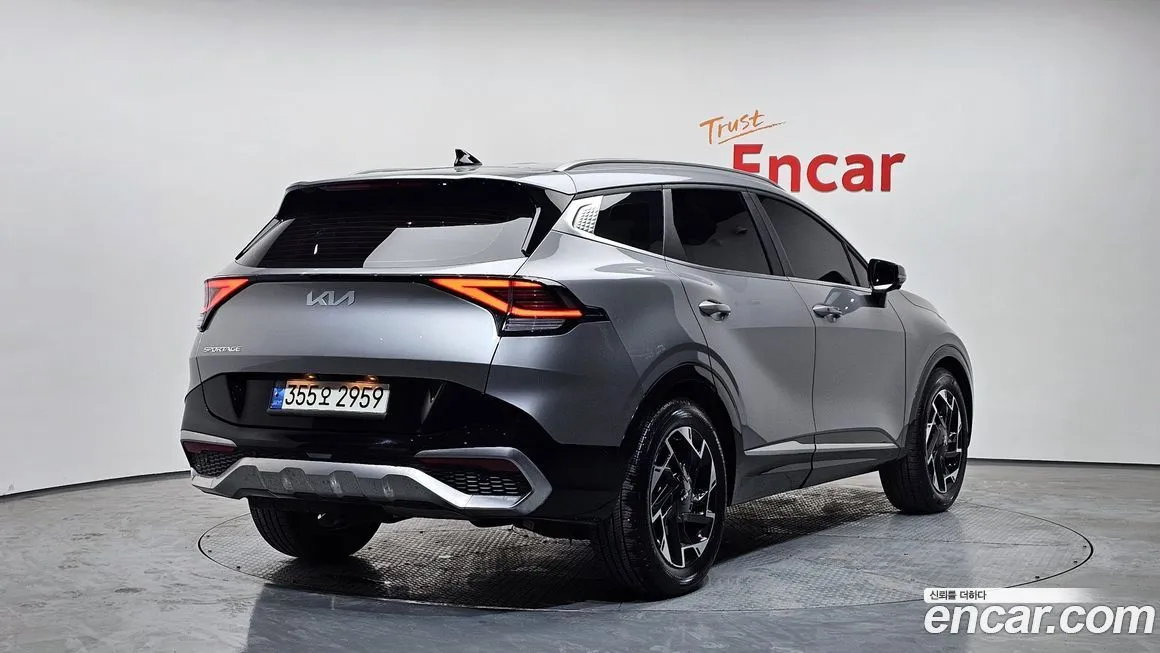 Kia Sportage — фото 9
