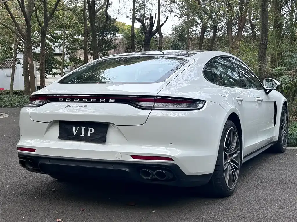 Porsche Panamera — фото 4