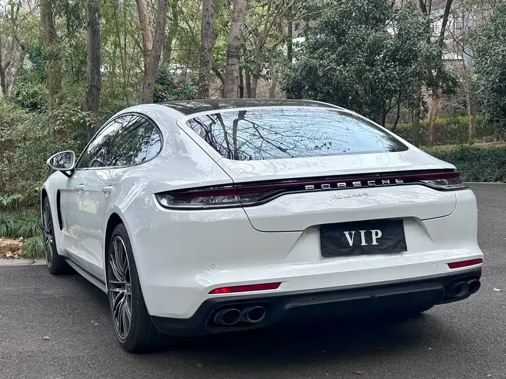 Porsche Panamera — фото 10