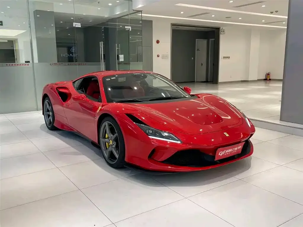 Ferrari F8 — фото 7
