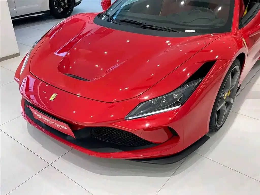 Ferrari F8 — фото 10