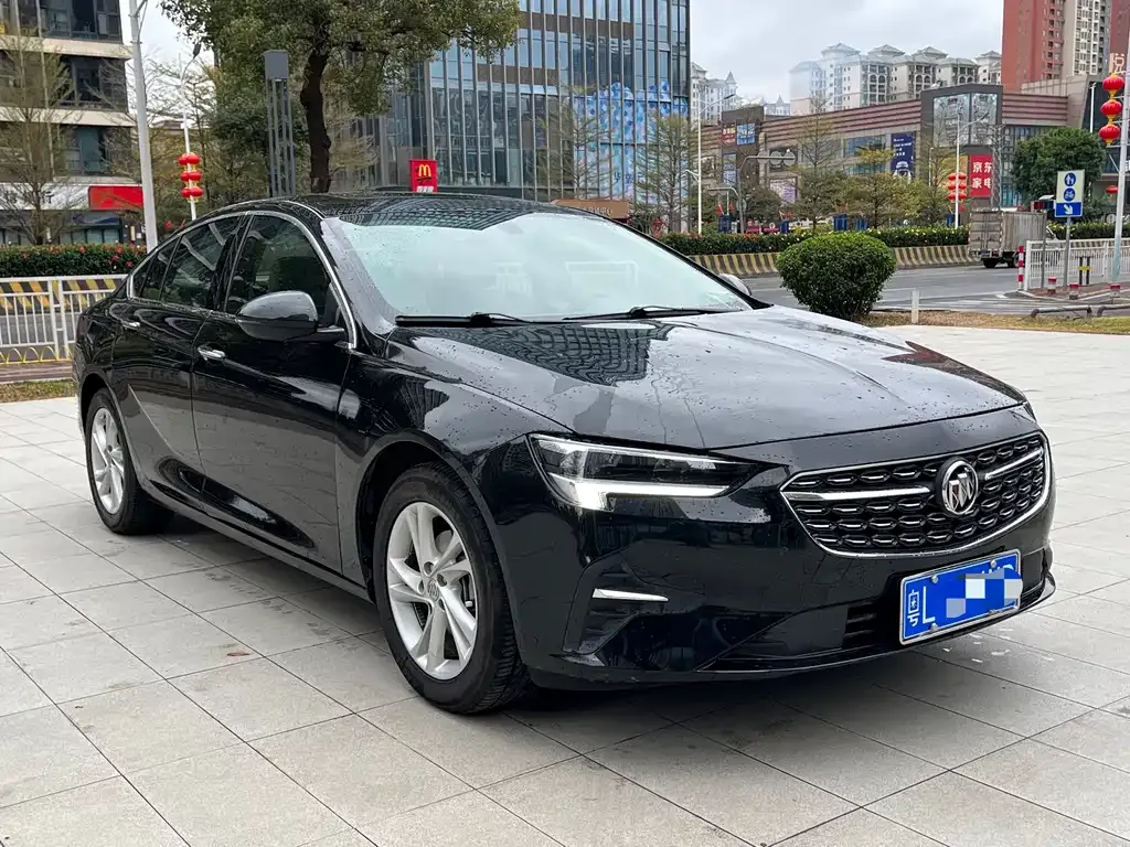 Buick Regal — фото 10