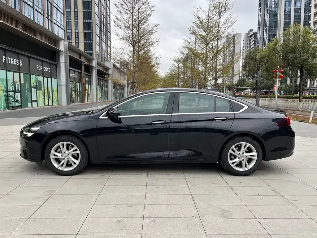 Buick Regal — фото 8