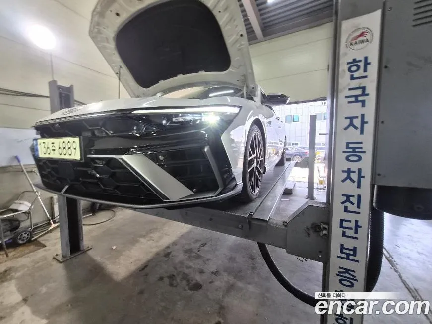 Hyundai AVANTE — фото 1