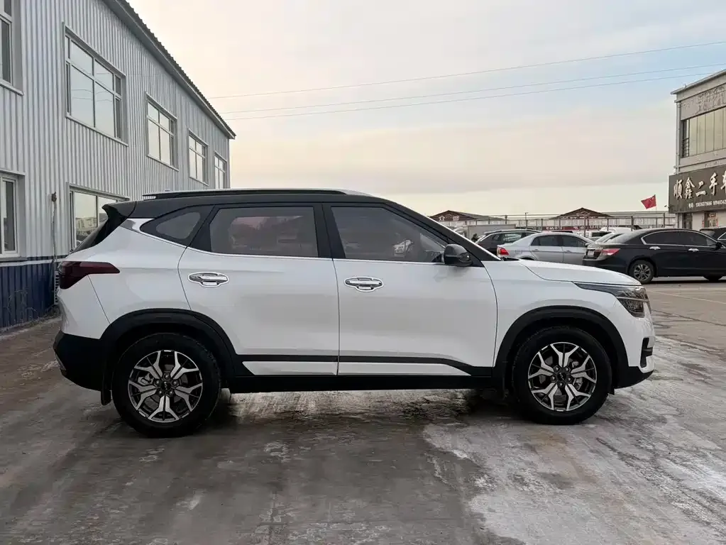 Kia KX3 — фото 2