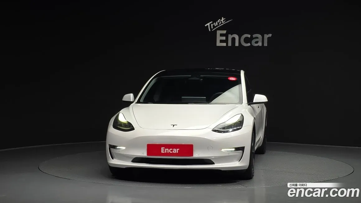 Tesla Model 3 2022 из KR, фото 2