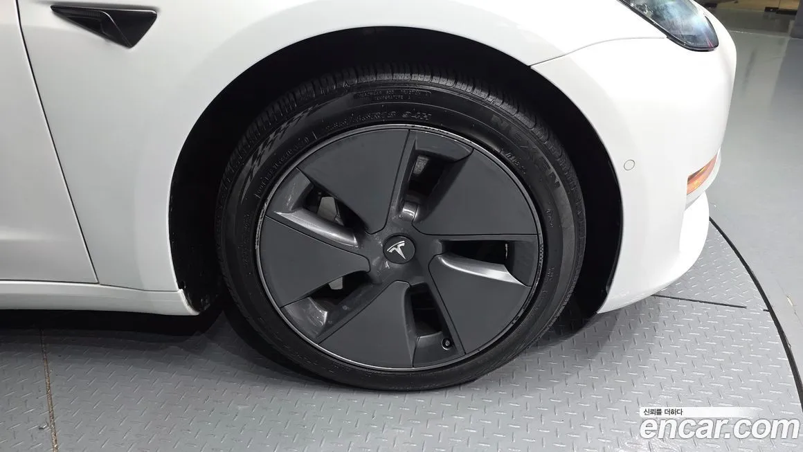 Tesla Model 3 2022 из KR, фото 8