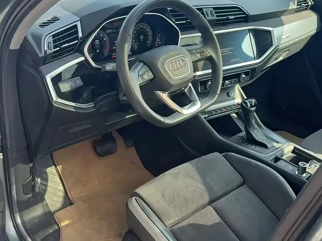 Audi Q3 2022 из CN, фото 8