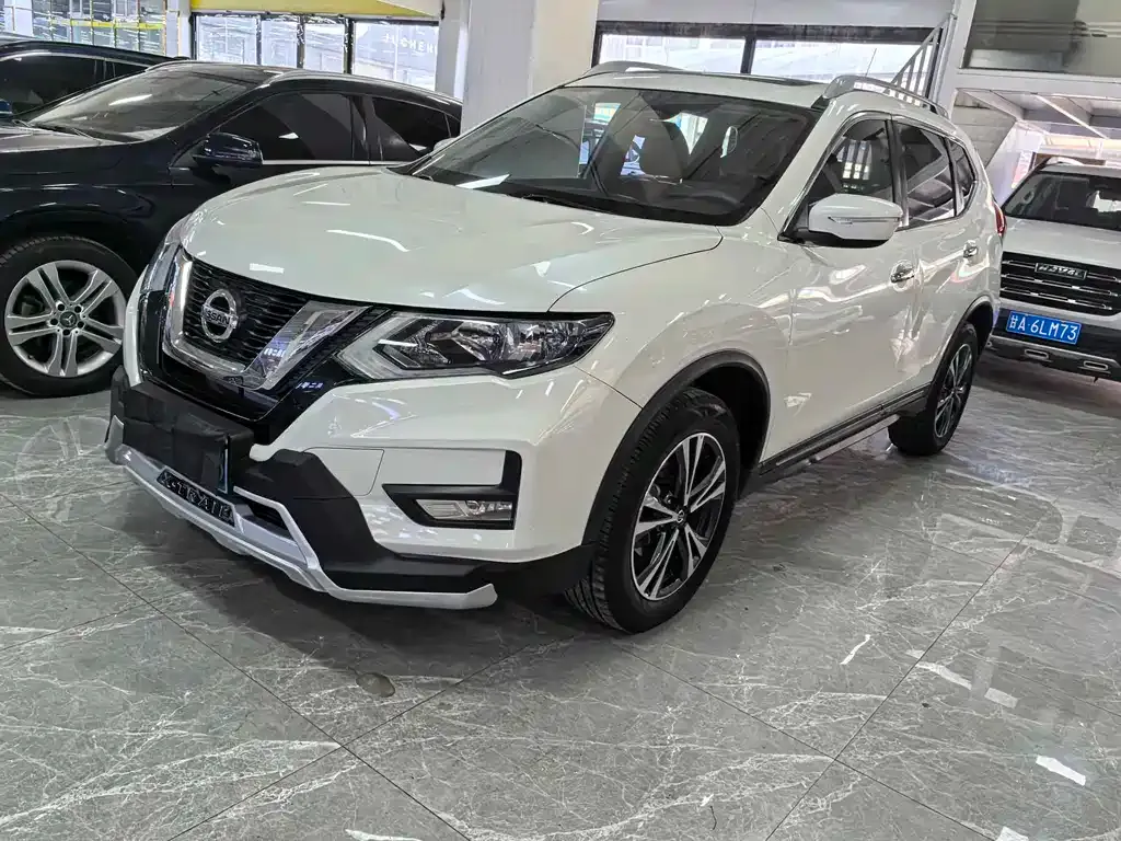 Nissan X-Trail 2022 из CN, фото 1