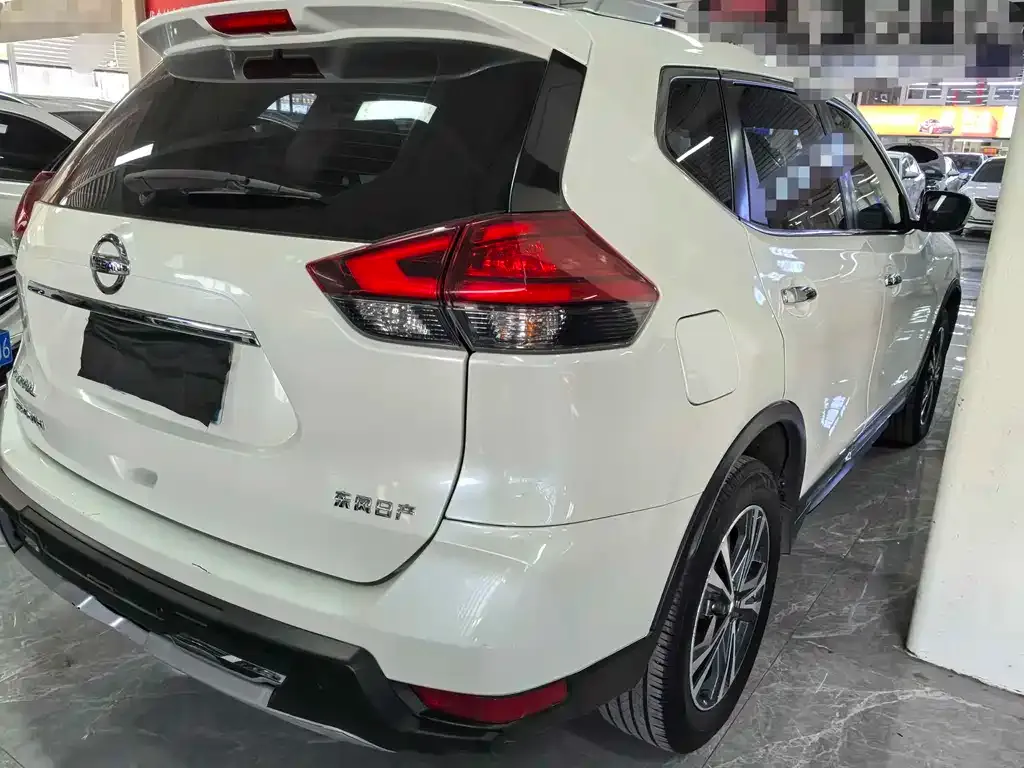 Nissan X-Trail 2022 из CN, фото 2
