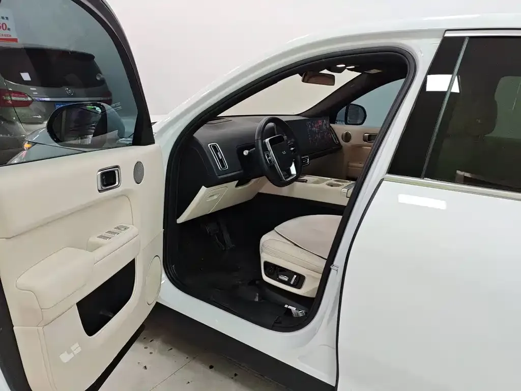 Li Auto Li L7 2023 из CN, фото 4