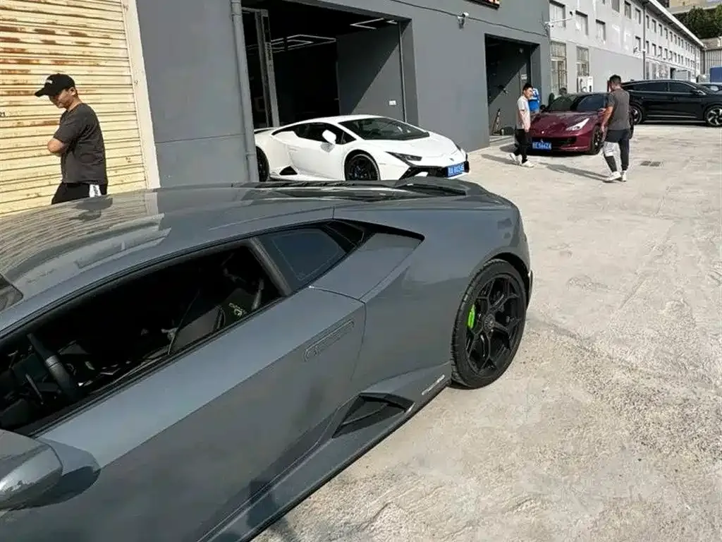 Lamborghini Huracan 2022 из CN, фото 5
