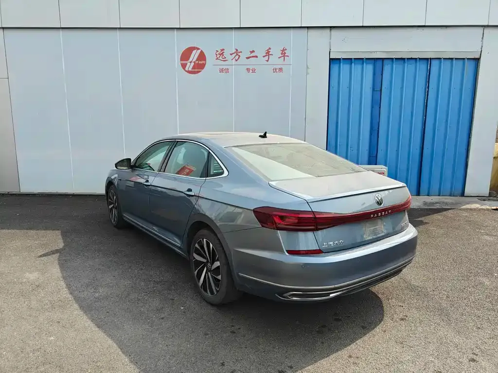 Volkswagen Passat — фото 9