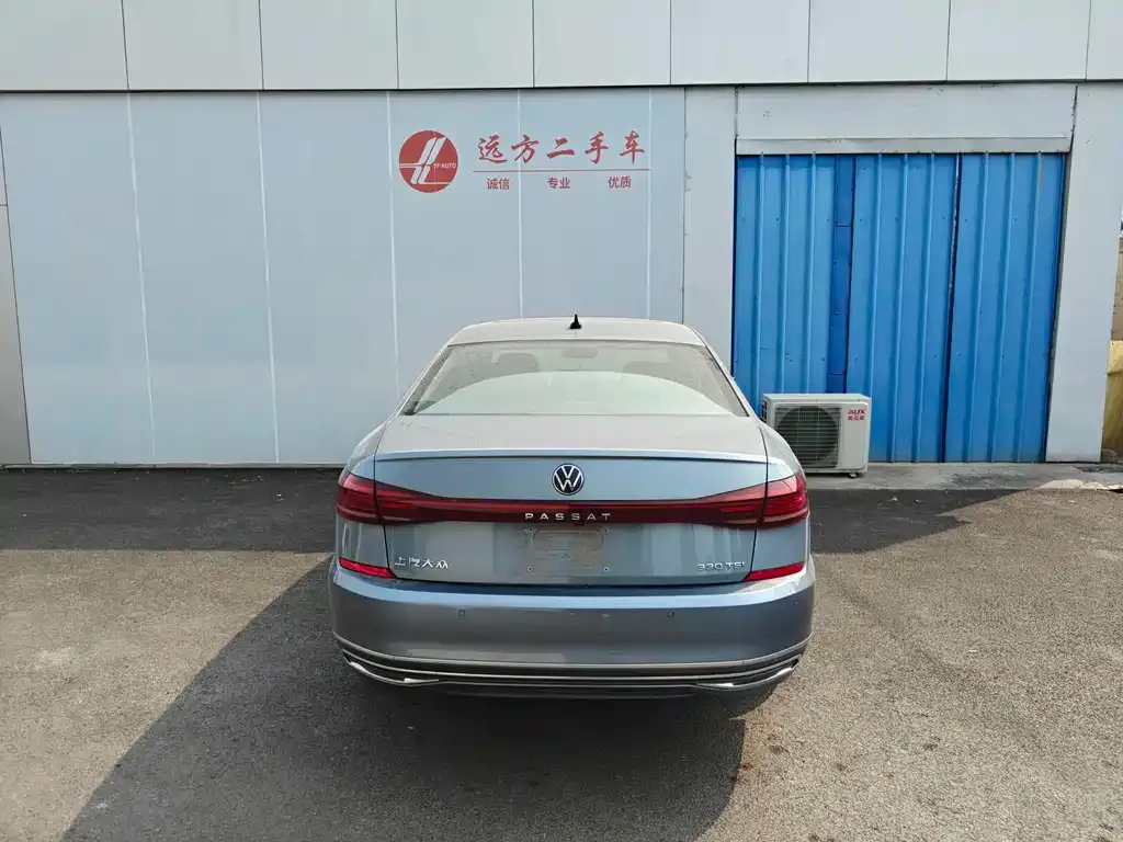 Volkswagen Passat — фото 7