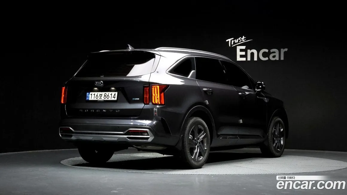 Kia Sorento — фото 7
