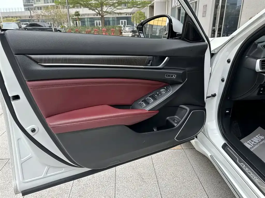 Honda Inspire 2023 из CN, фото 5