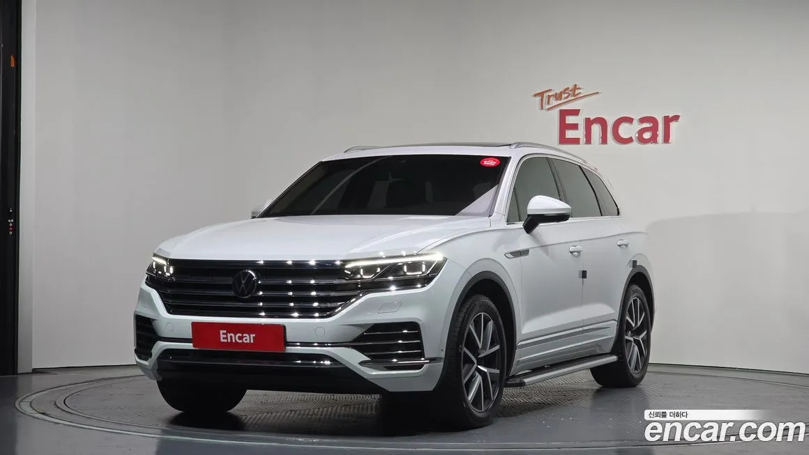 Volkswagen Touareg 2023 из KR, фото 1