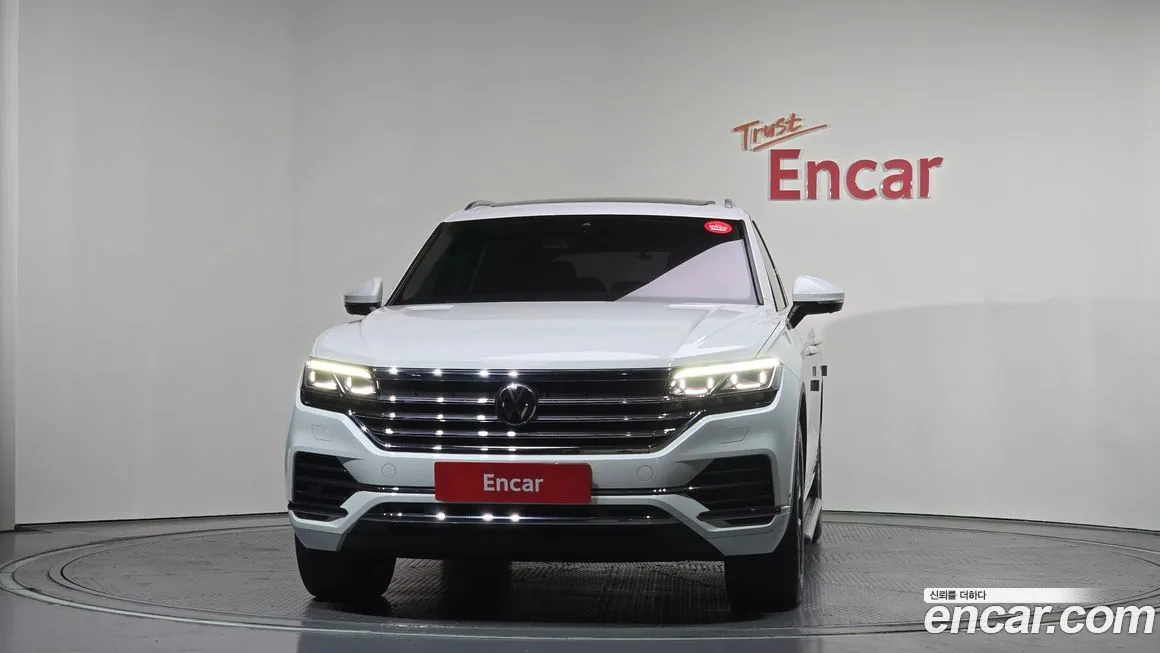 Volkswagen Touareg 2023 из KR, фото 2