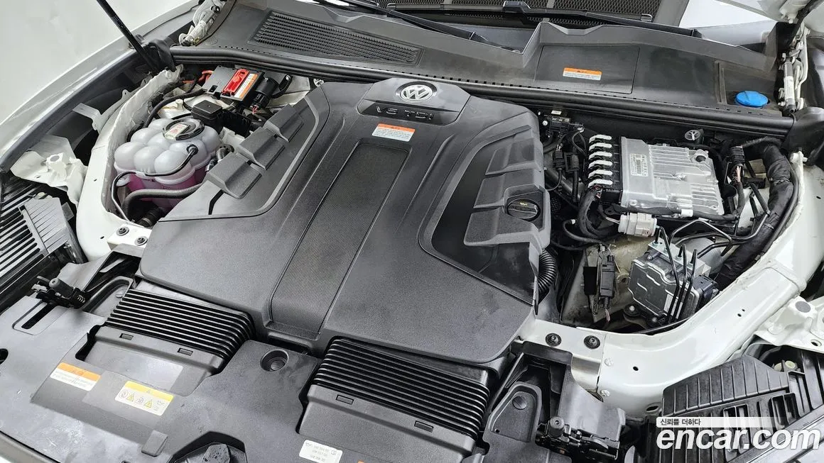 Volkswagen Touareg 2023 из KR, фото 5