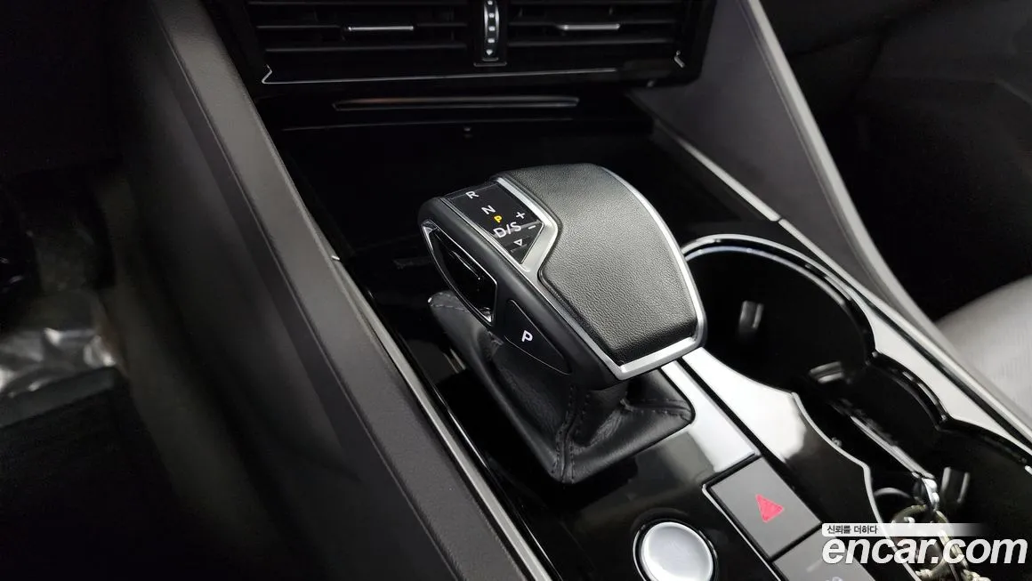 Volkswagen Touareg 2023 из KR, фото 7
