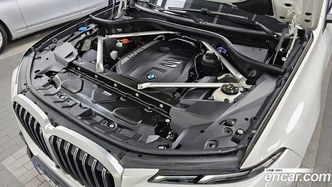 BMW X7 2024 из KR, фото 7
