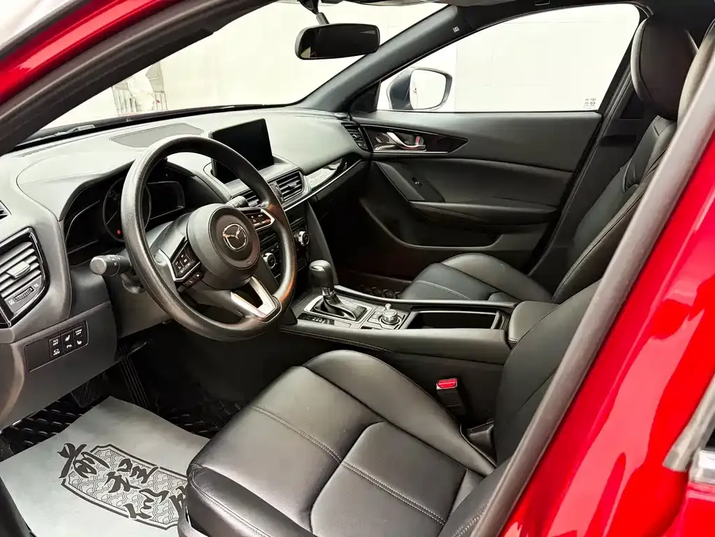 Mazda CX-4 — фото 7