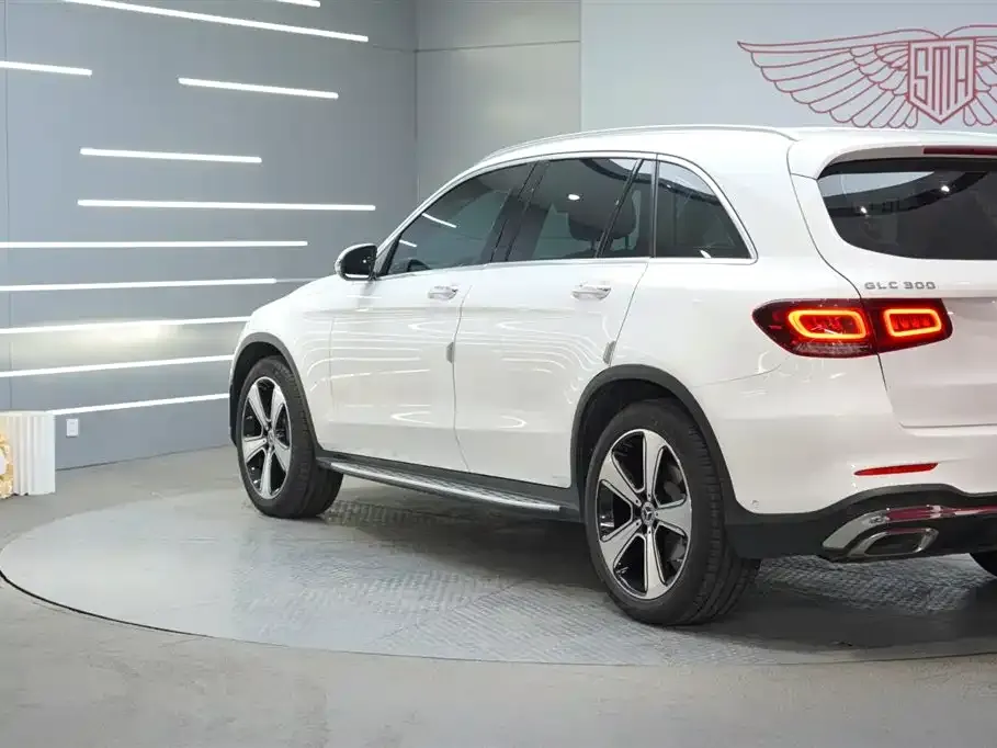 Mercedes-Benz GLC — фото 8