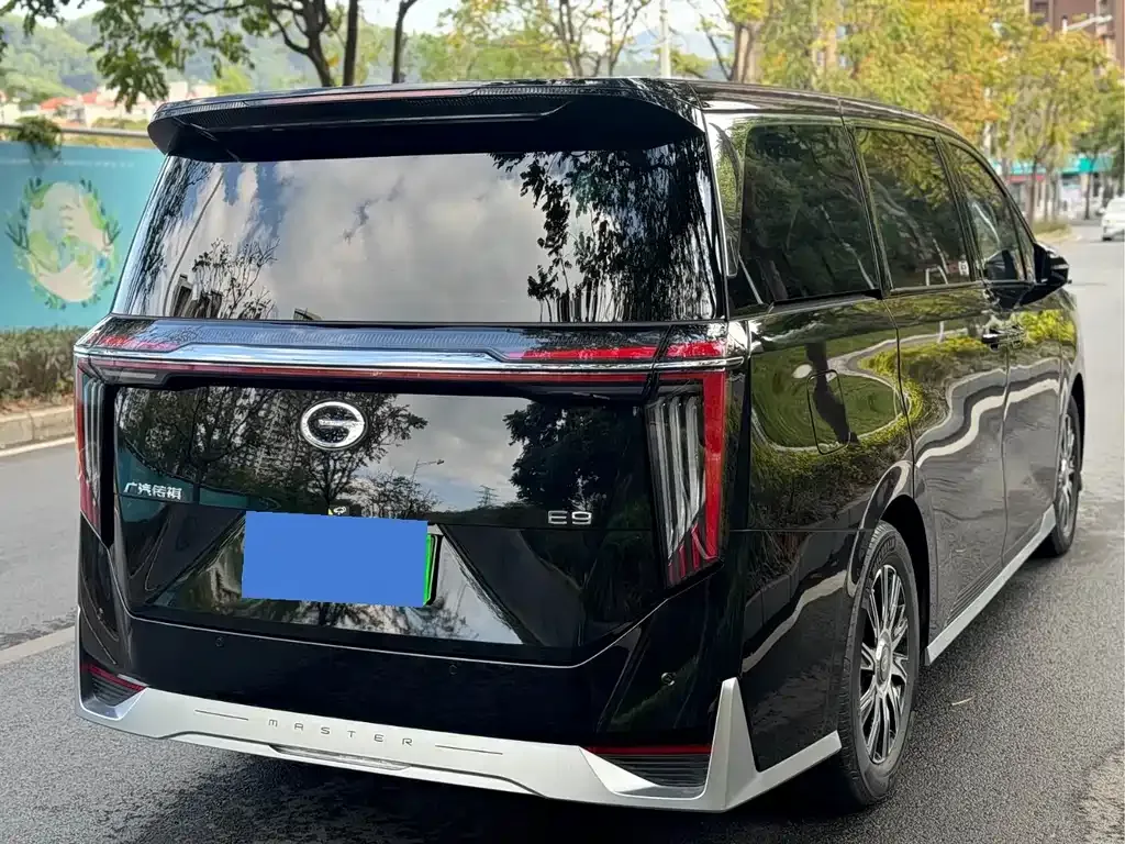 GAC Motor Trumpchi E9 — фото 8