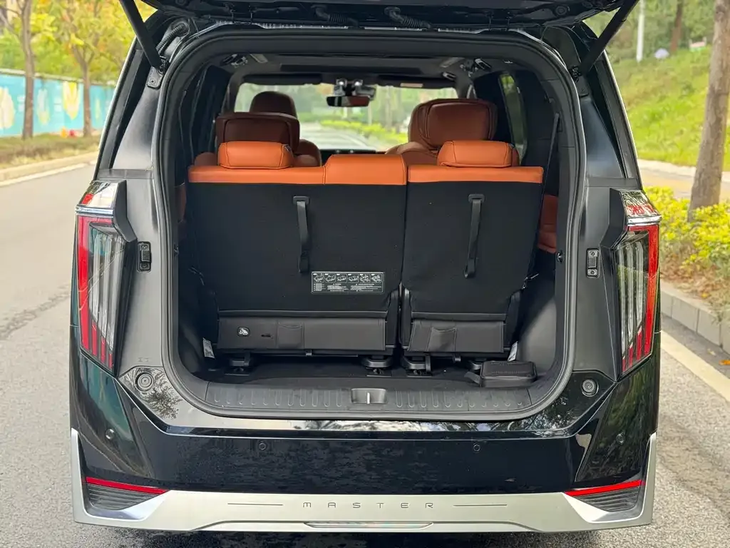 GAC Motor Trumpchi E9 — фото 9