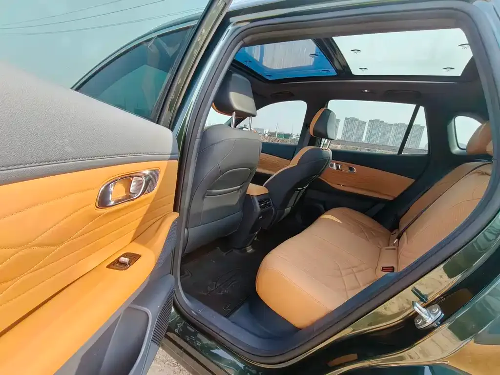 Geely Galaxy Xingjian 7 2025 из CN, фото 9