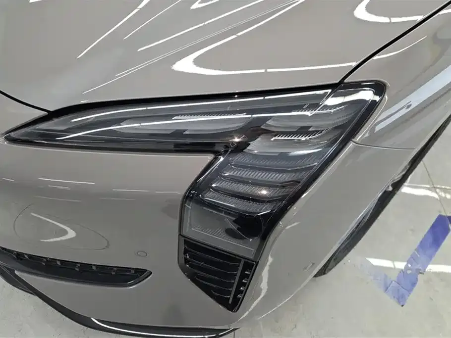 Hongqi EH7 2024 из CN, фото 6