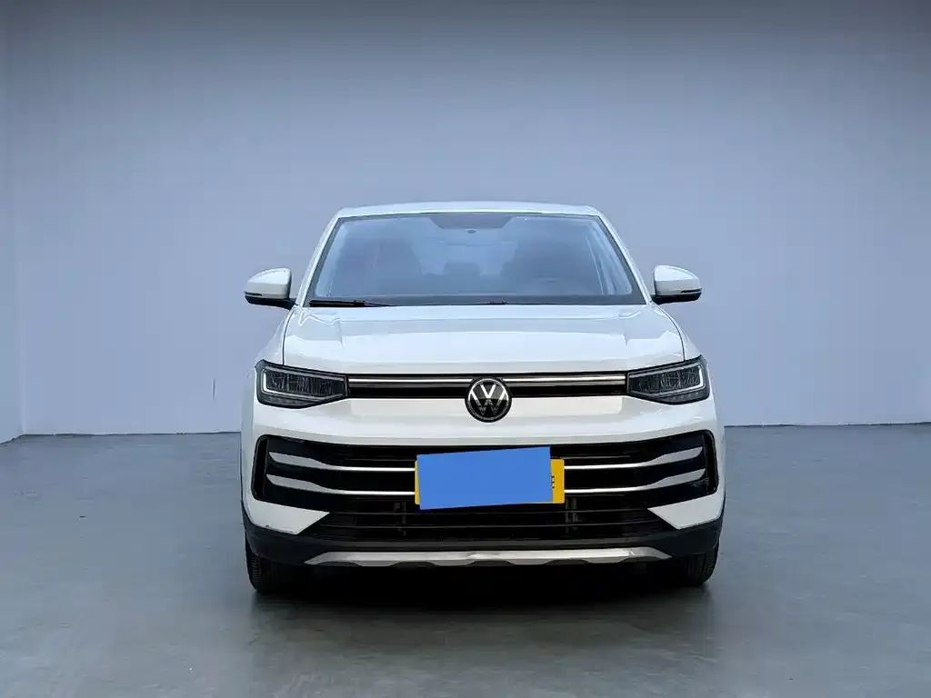 Volkswagen Tharu — фото 4