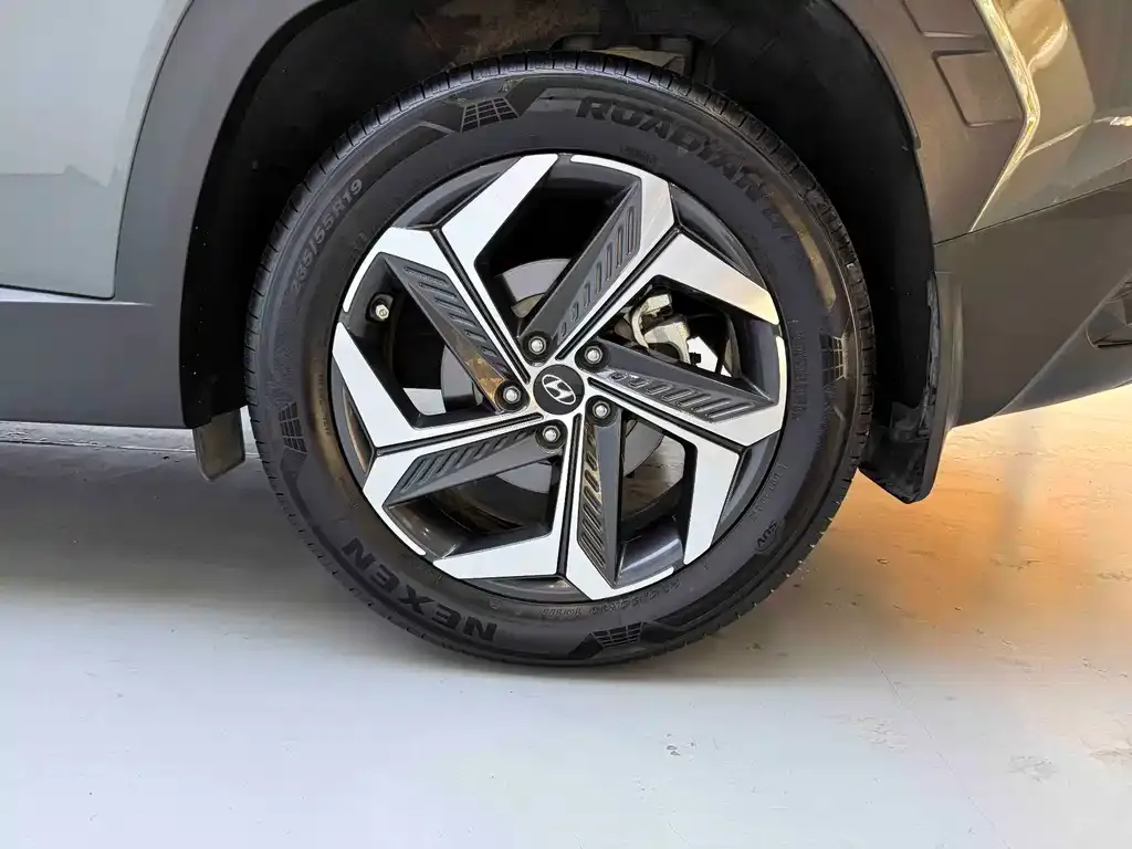 Hyundai Tucson — фото 6