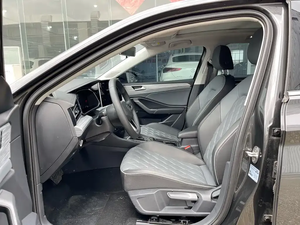 Volkswagen Sagitar 2025 из CN, фото 5
