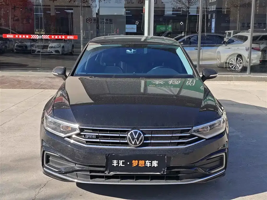 Volkswagen Magotan GTE PHEV 2023 из CN, фото 2