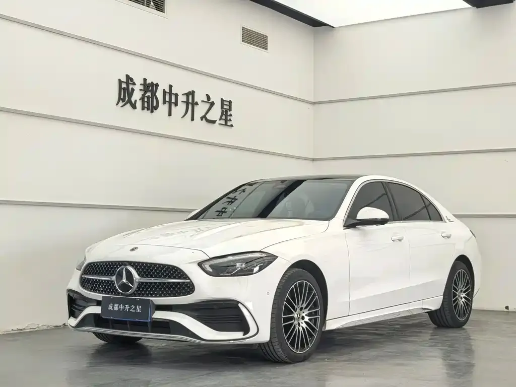 Mercedes-Benz C-Class — фото 1