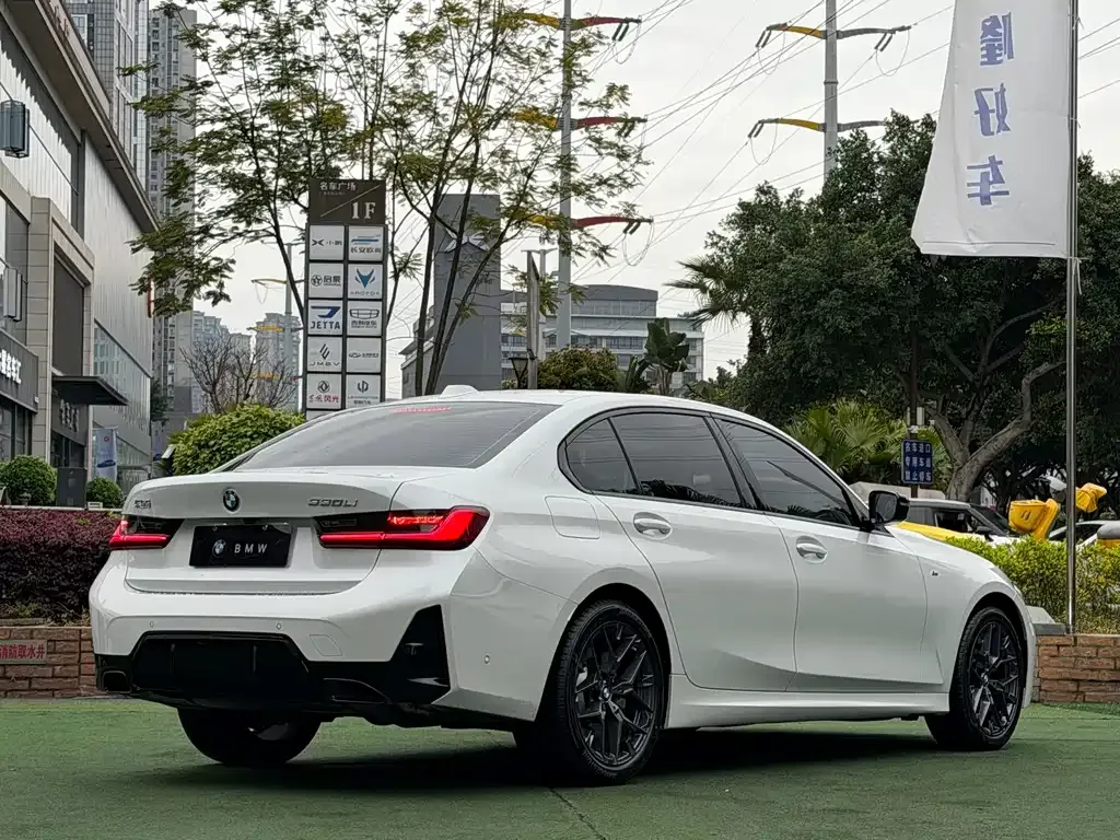 BMW 3 Series — фото 10